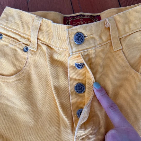 Vintage 80’s Yellow Bonjour Shorts - Picture 3 of 7
